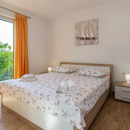 Navis Sea View With Pool Appartamento *