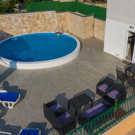 Apartment Navis Sea View With Pool *