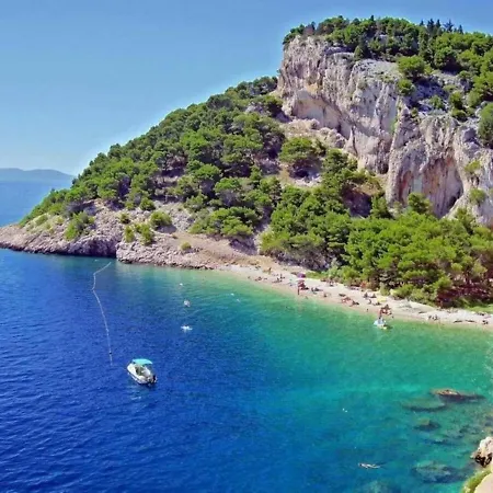 Navis Sea View With Pool Apartment