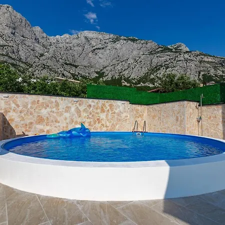 Navis Sea View With Pool Apartament *
